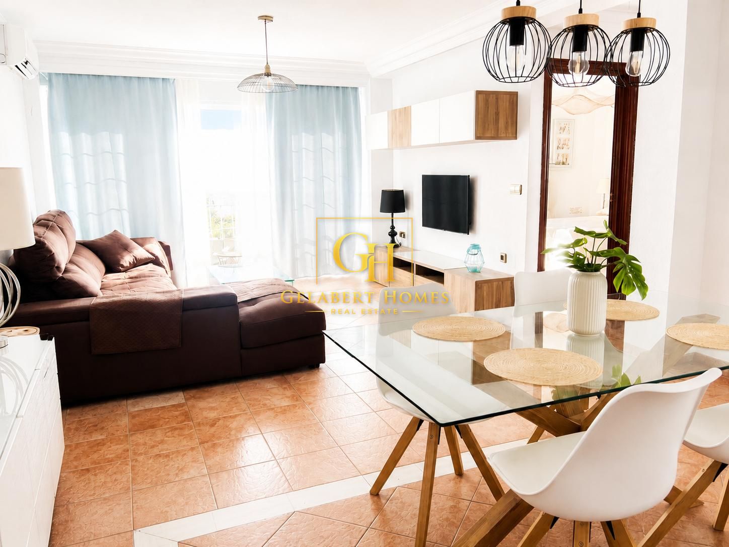 Se Alquila luminoso piso de 80 m² listo para entrar a vivir en Martiricos 2