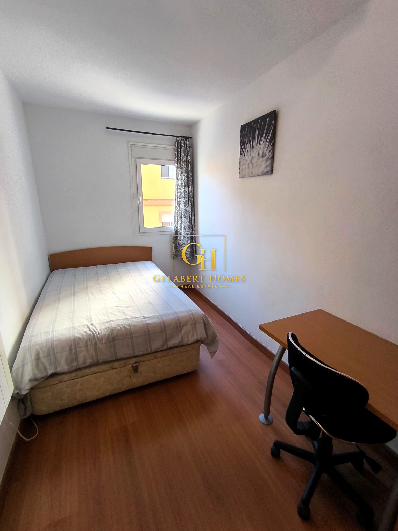 Se Alquila estupendo piso de 2 dormitorios en la zona El Molinillo- Málaga, disponible desde el 1 de septiembre - Miniatura 14