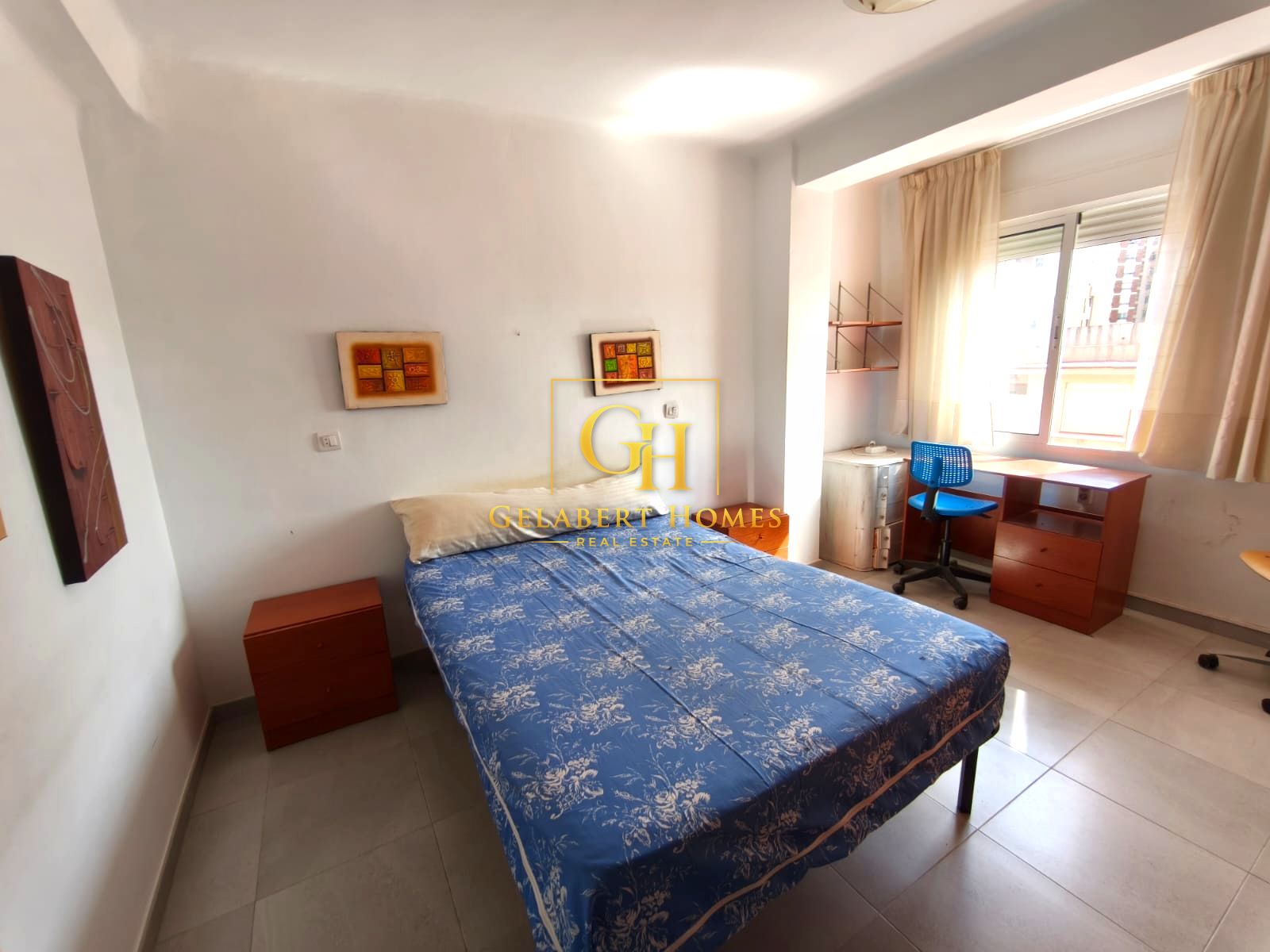 Se Alquila fantástico piso de 3 habitaciones en zona la Trinidad-Málaga  - Miniatura 15